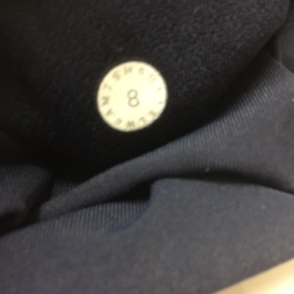 EUC Lululemon Mix & Mesh Crop 21" Midnight Navy Moroccan Blue - Picture 10 of 10